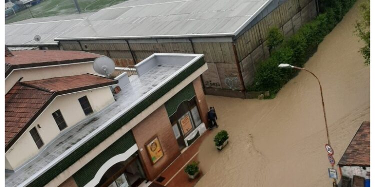 L'assessore ai Lavori pubblici: 'Allerta arancione anche domani'