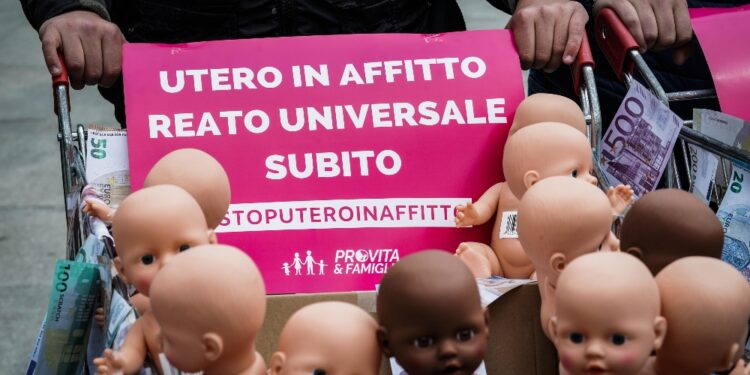 Al flashmob anche l'assessore regionale al Welfare di Fdi