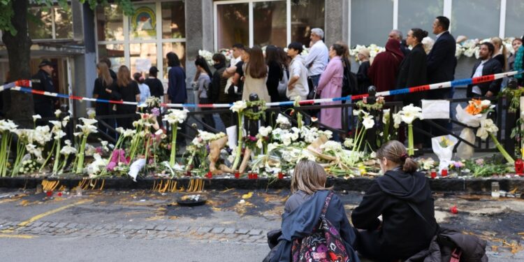 E' morta stamane una allieva che era rimasta gravemente ferita