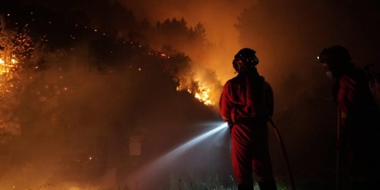 Fiamme fuori controllo