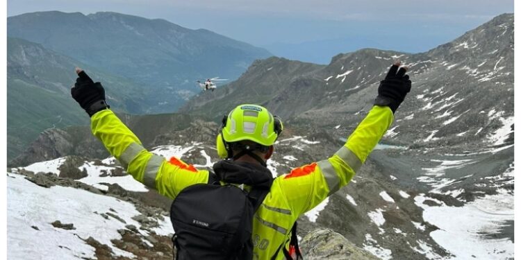 I corpi ritrovati alla base di un canalone