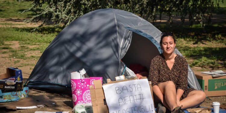 A Milano trasformare ex ospedale militare in studentato pubblico