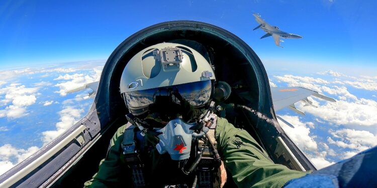 Nello spazio aereo del Pacifico occidentale