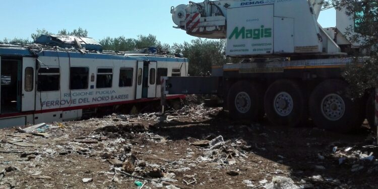 Nella tragedia ferroviaria sulla Andria-Corato anche 51 feriti