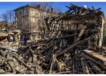 Diverse esplosioni nel villaggio di Rykovo