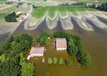 Per criticità idraulica-idrogeologica. Gialla per i temporali