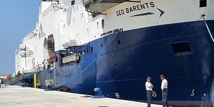 Domani la nave nel porto di Spezia dopo 3 giorni di navigazione