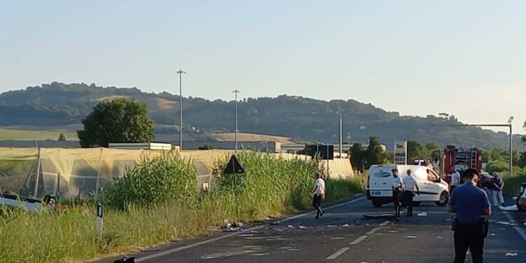 Due morti nell'incidente di ieri a Pesaro. Indagini in corso