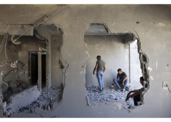 Durante la demolizione della casa dell'attentatore a Nablus