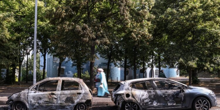 Durante i disordini innescati dall'uccisione del 17enne