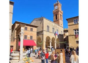 Sindaco accoglie proteste su rintocchi