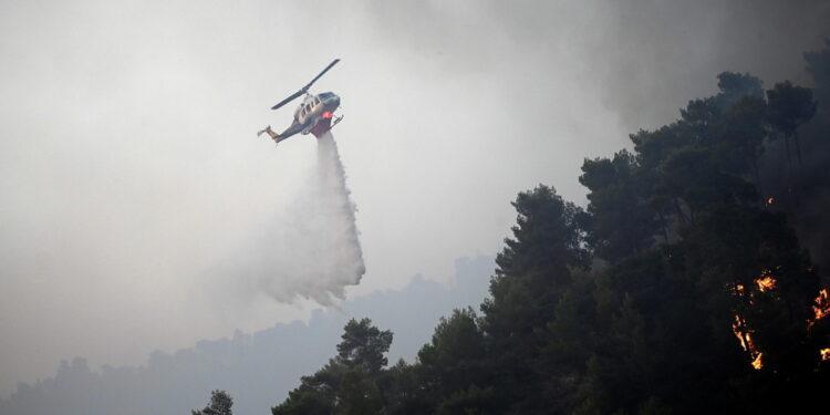 Evacuato dalla protezione civile un villaggio a Nord dell'isola