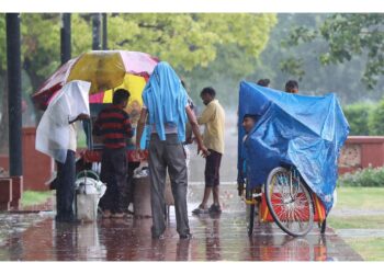 A Delhi allerta per il fiume Yamuna