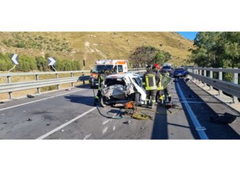 Ferita trasportata in elisoccorso all'ospedale Sant'Elia