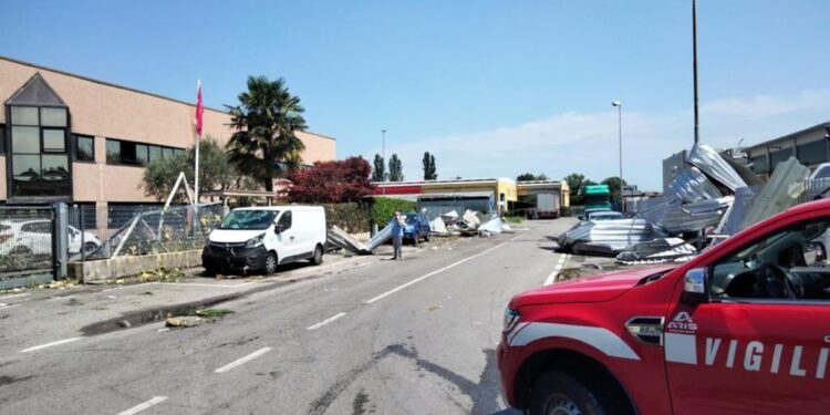 Vigili dei fuoco sul posto