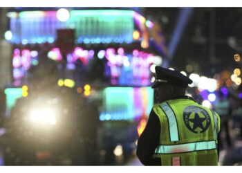 Altri 6 persone ferite. La sparatoria durante festa di quartiere