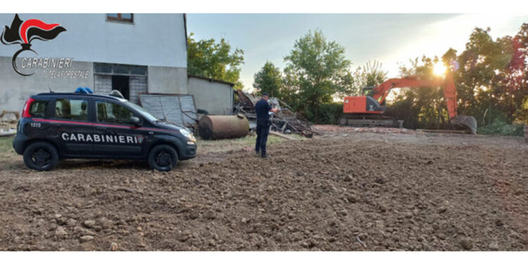 I carabinieri bloccano smaltimento di 150 tonnellate materiale