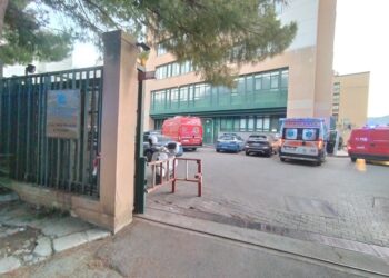 Il rogo sarebbe stato provocato da alcune batterie al litio