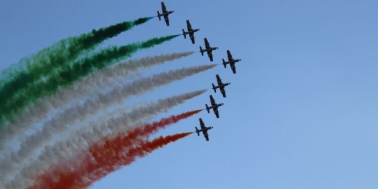 La pattuglia protagonista dell'air show nella città umbra