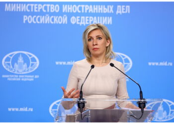 Zakharova all'ANSA: 'Ma l'Ucraina respinge gli sforzi del Papa'