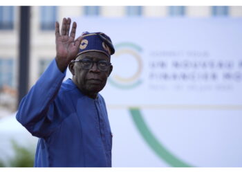 'L'Ecowas preferisce una soluzione con mezzi politici'