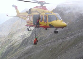 La frana mentre erano in gita con un gruppo in Alta Val Camonica