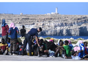 In queste ore l'isola trattata come una discarica