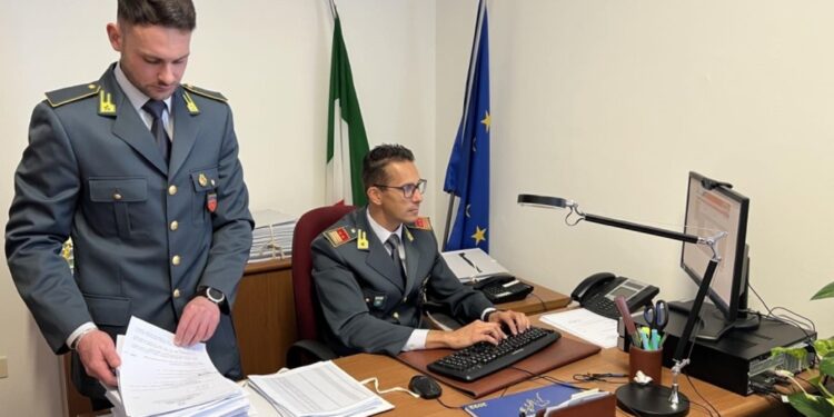 Guardia di finanza accerta complicità di 3 dipendenti di un Caf