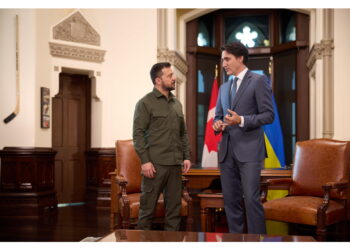 Il presidente ucraino parla al Parlamento di Ottawa