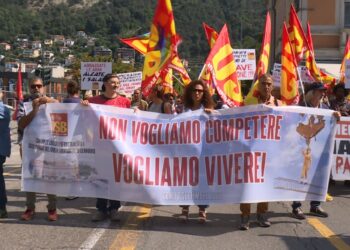 Manifestazione piazza Cavour