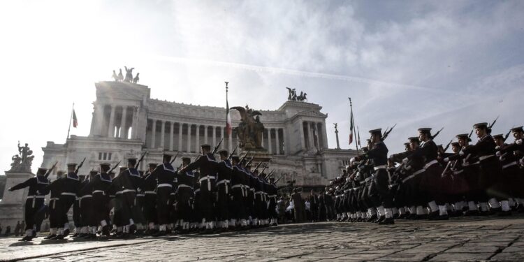 Era prevista il 4 novembre.Restano le celebrazioni istituzionali