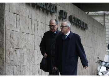 Tra gli imputati l'ex presidente Mussari e l'ex Dg Vigni