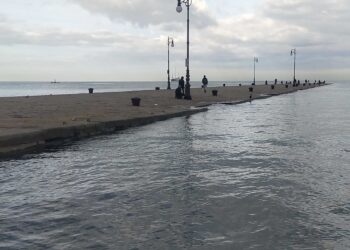 La passeggiata al mare non è allagata