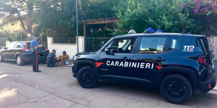 Bloccati dai carabinieri a Sant'Anna Arresi e Pula