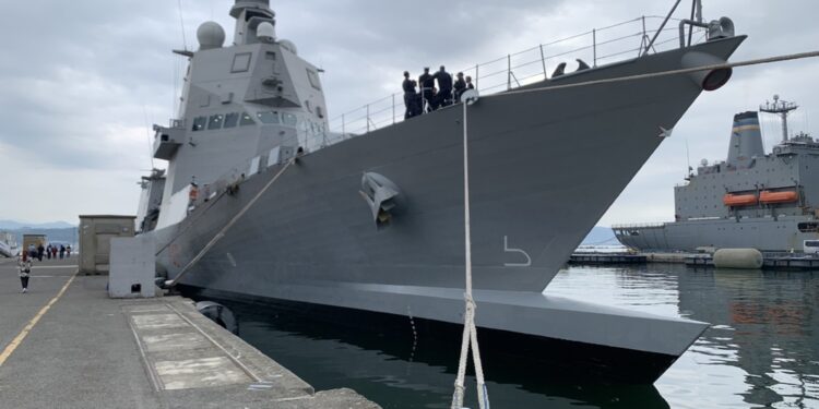 'Naval diplomacy' toccando anche India