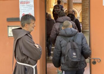 Iniziativa con il sostegno dell'Antoniano per aiutare i poveri