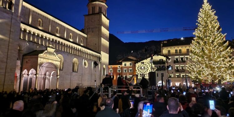 Inaugurato il tradizionale mercatino nel centro storico