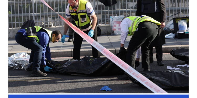 I due terroristi uccisi da due soldati e da un civile