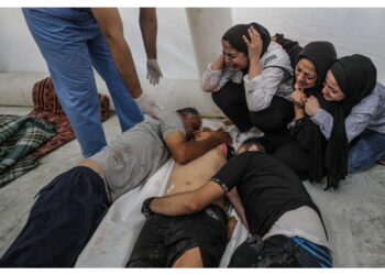 Haaretz: 'Israele stringe d'assedio ad altri due ospedali'