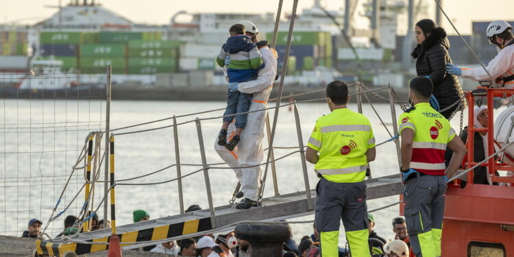 Oltre 400 persone soccorse in mare nelle ultime 48 ore