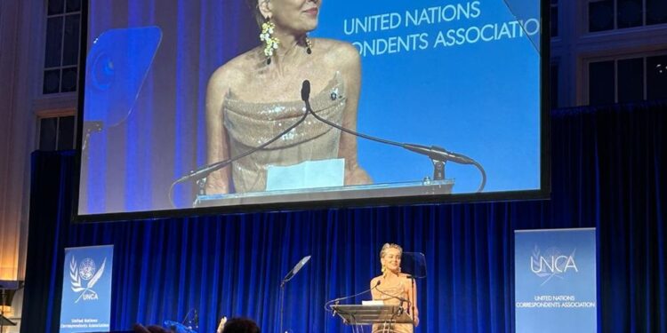 Guterres premia Sharon Stone