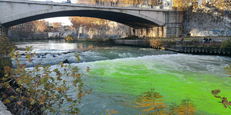 Azione Extinction Rebellion su Canal Grande