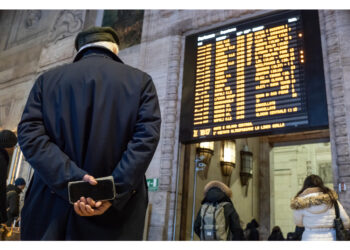 Cancellati 19 treni