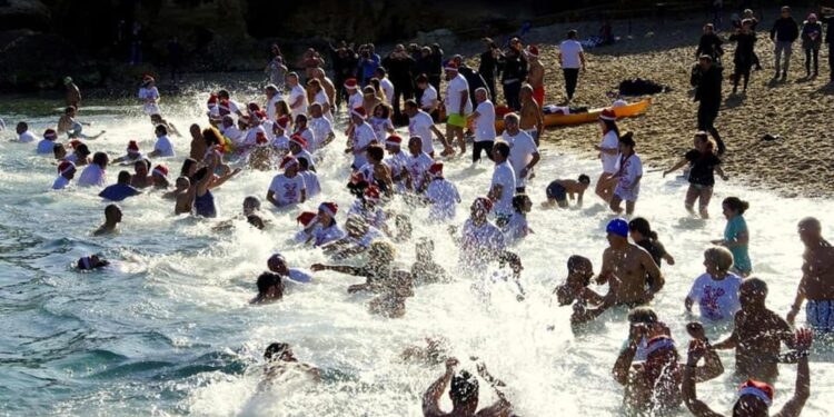 Bagno in mare l'1 gennaio per tutti