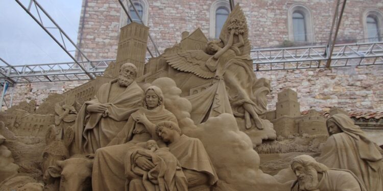 Nella piazza di San Francesco la Natività grazie a tre artisti