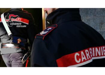 Carabinieri eseguono misura emessa dal Gip di Reggio Calabria