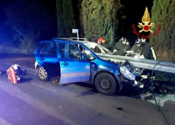 Nell'incidente comunque ferito conducente