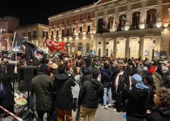 Nave sottoposta a fermo per la violazione del decreto Cutro