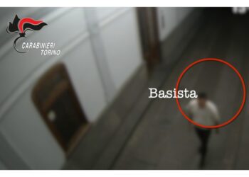 L'ospite era il basista