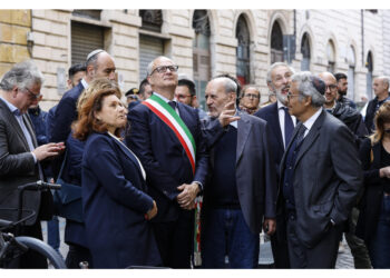 Solidarietà da sindaco Parma